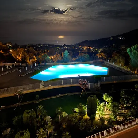 Climatise 6 Personnes Apartmán